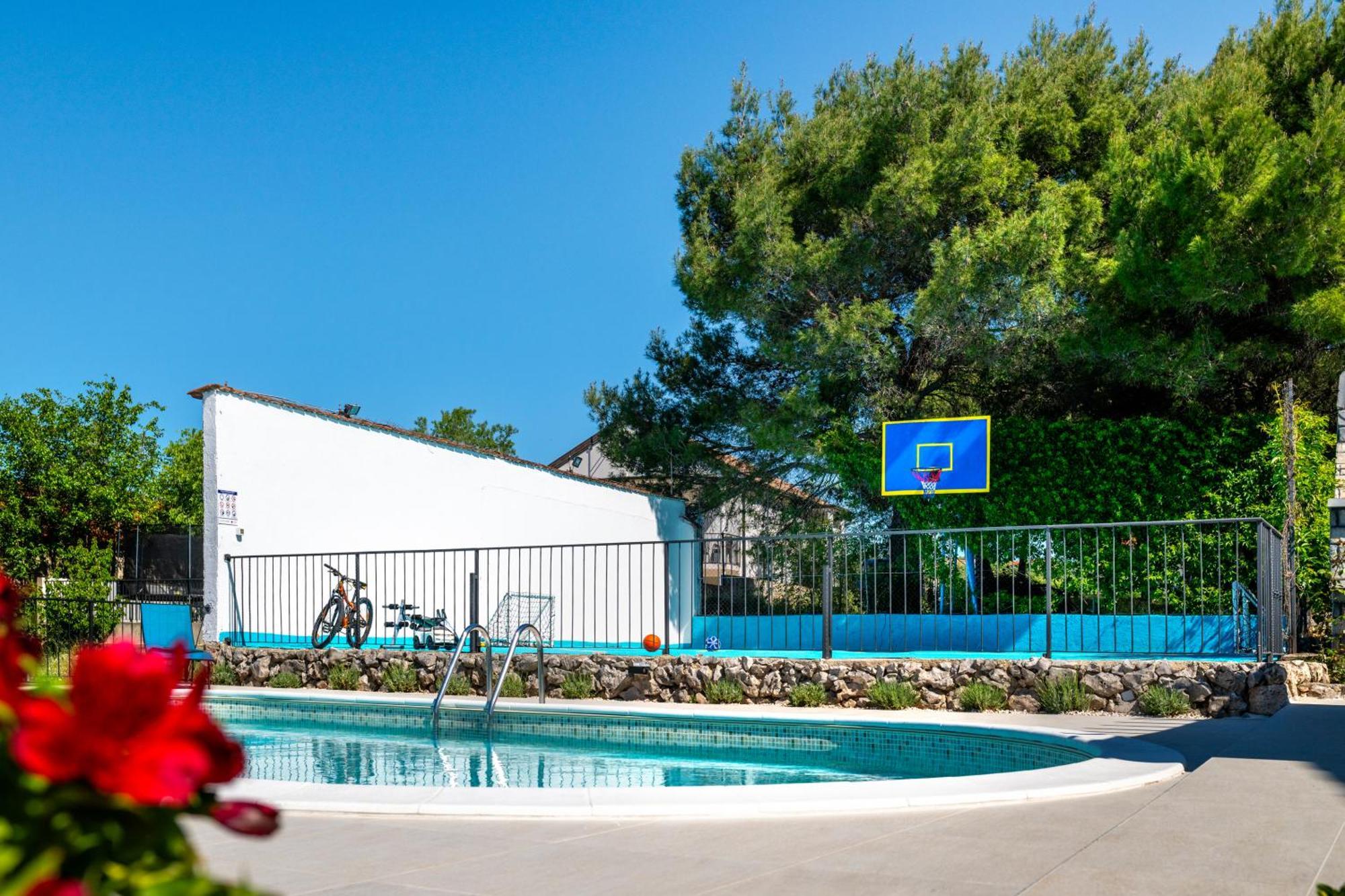 Villa Plenca - Heated Pool ! Sibenik Luaran gambar
