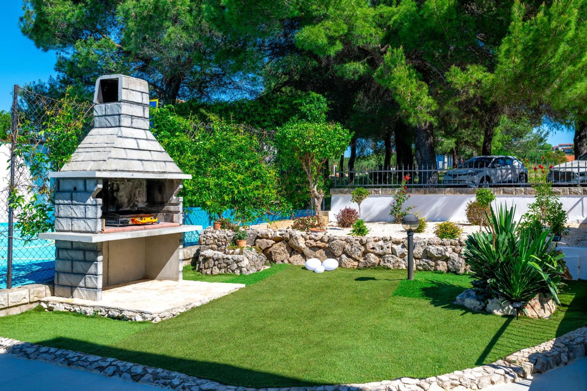 Villa Plenca - Heated Pool ! Sibenik Luaran gambar